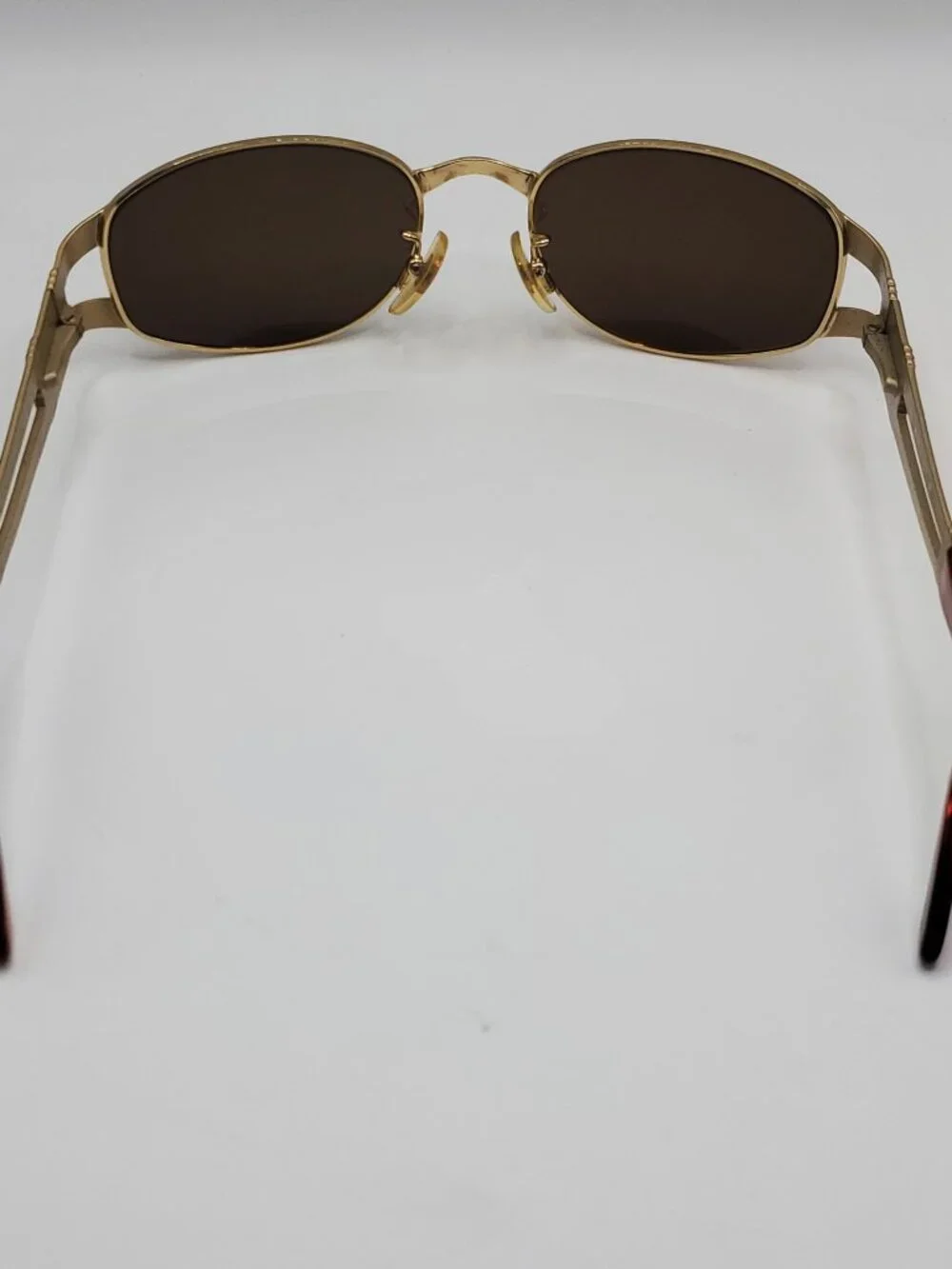 ✨ ALPHA Gold-Tone Tinted Retro Vintage Style Sunglasses + Hard Case